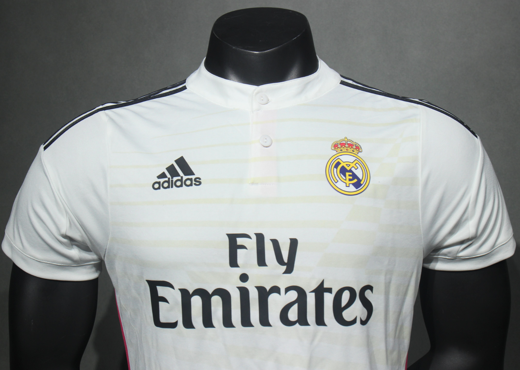14–15 Real Madrid Home Retro Kit — Player Version