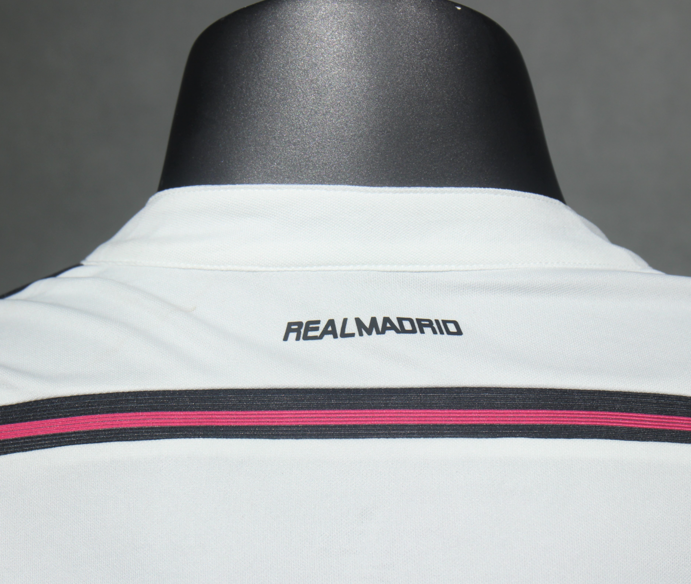 14–15 Real Madrid Home Retro Kit — Player Version
